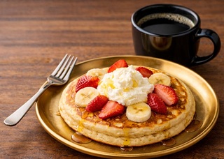 Orange Zest Kaymak, Banana & Strawberry Pancake (Signature) + DRIP COFFEE