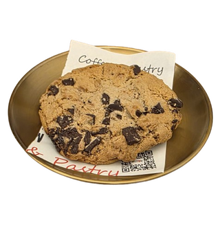 Colossal Chocolate Chip Cookie